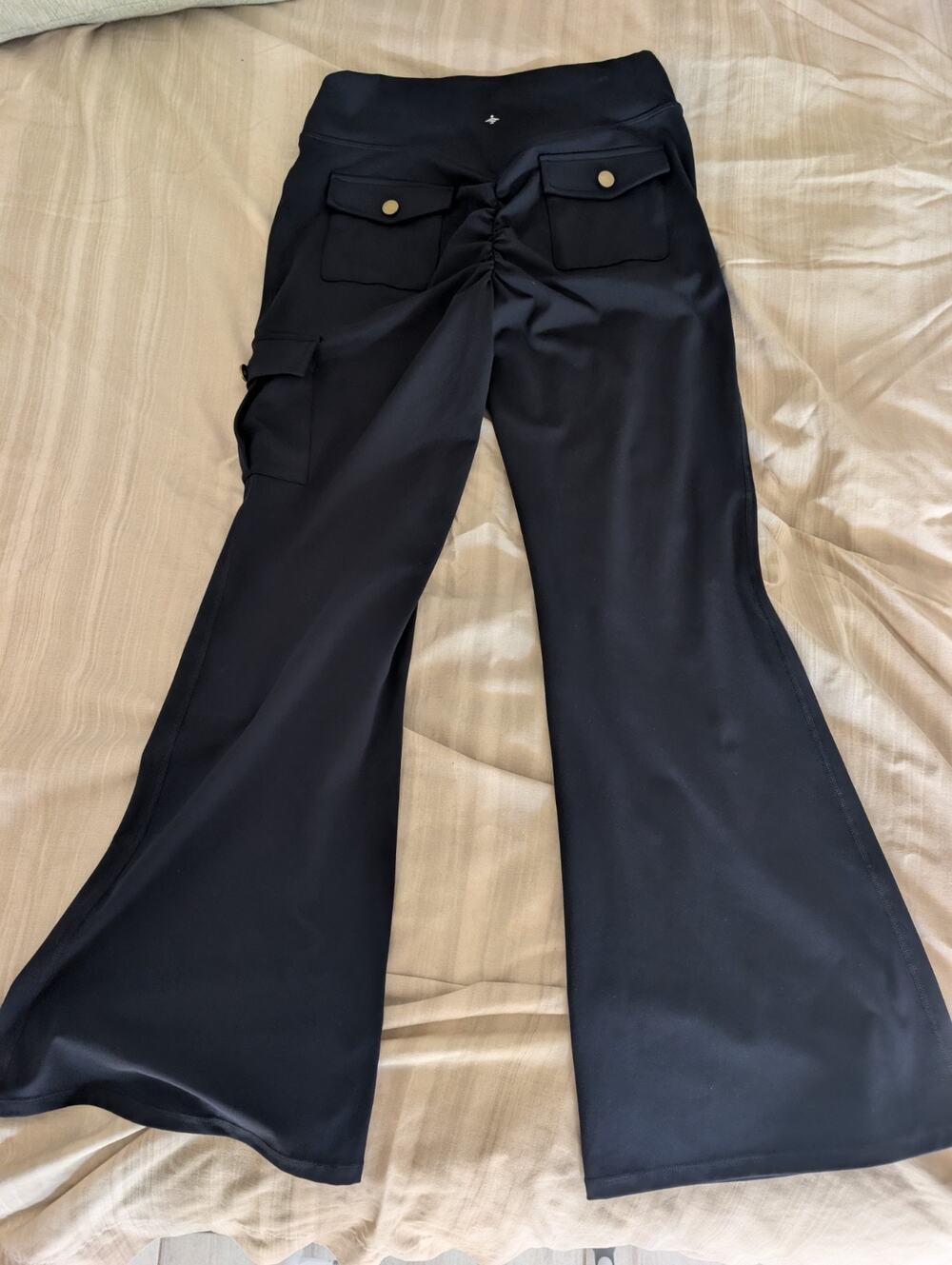 Halara Day Stretch Pocket Work Flare Pants Black Womens Booty Pant Size L